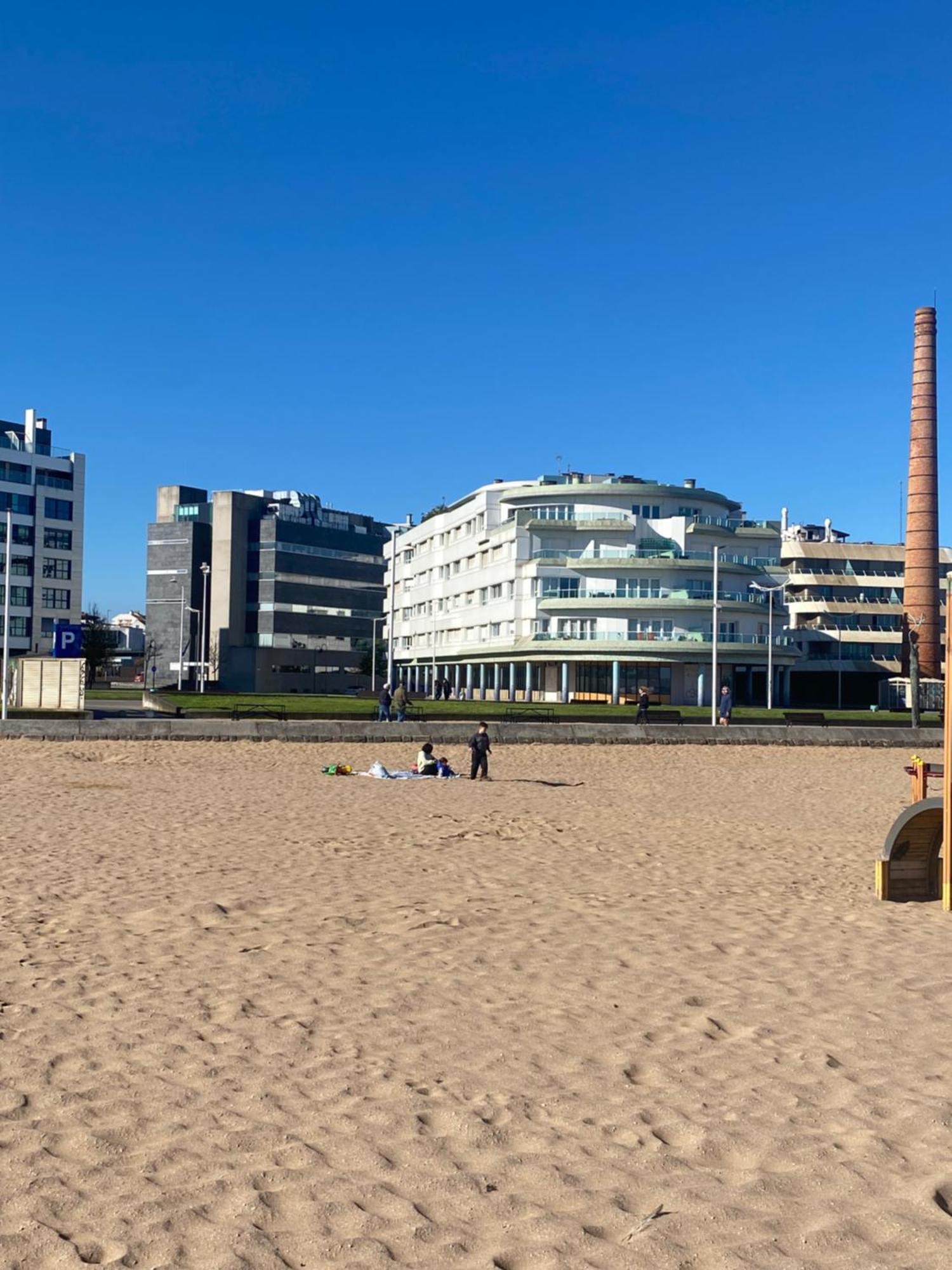 Poniente Beach Gijón Exteriér fotografie